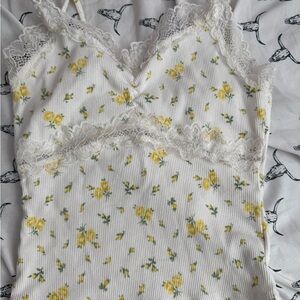 H&M White and Yellow Floral Lace Trim Tank Top
